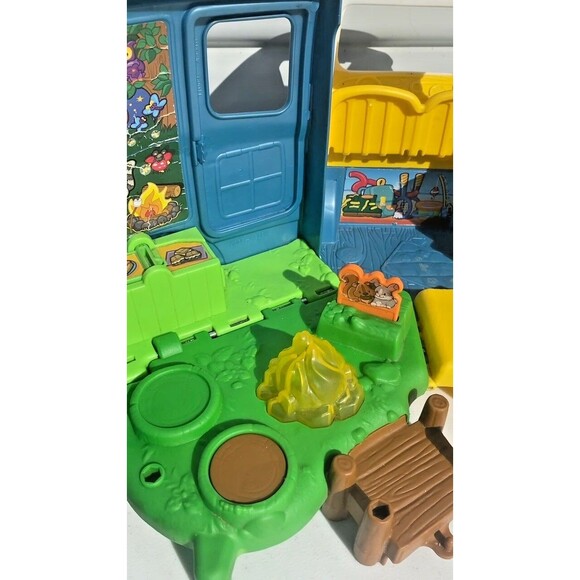 Fisher Price Little People 2015 Songs & Sounds Camper Van Foldable RV Working! - Picture 3 of 13